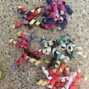 4 pair Gymboree hair clips